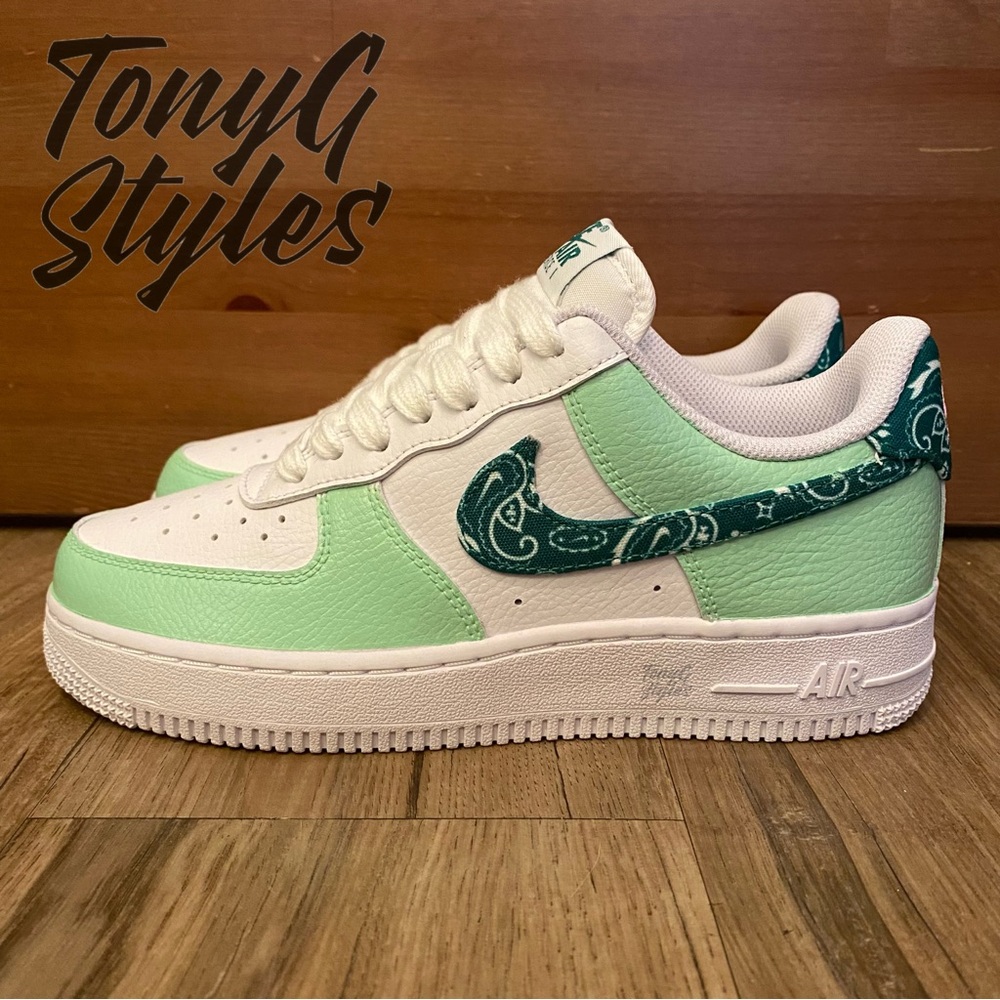 💚NEW💚 CUSTOM NIKE AIR FORCE 1 LOW “PAISLEY MINT”